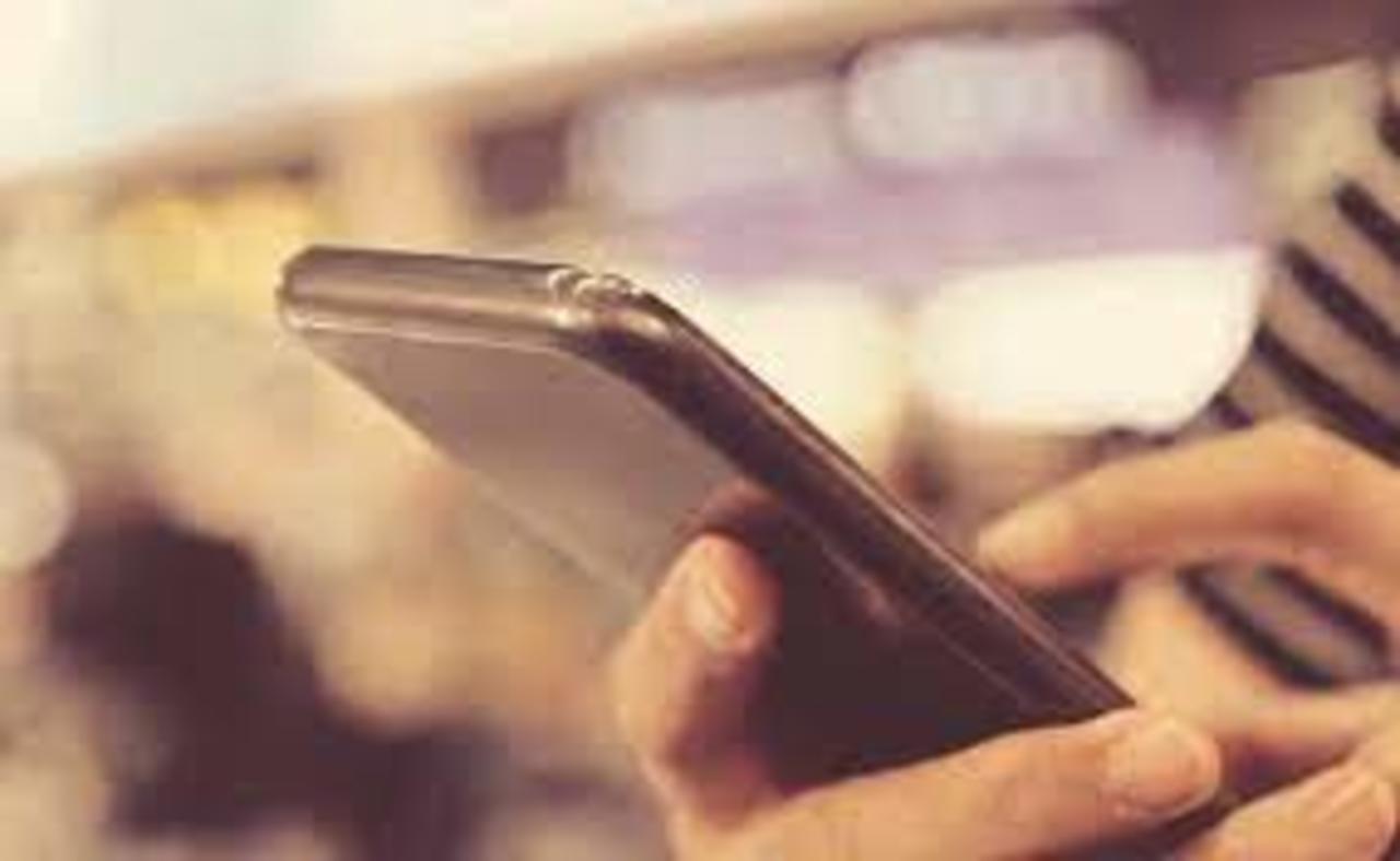 La Policía de Israel usa el software de espionaje Pegasus de la empresa israelí NSO Group para rastrear los teléfonos de ciudadanos de distinto perfil sin orden judicial, reveló el digital local Calcalist, aunque las autoridades niegan haber realizado esta práctica sin premiso previo de la Justicia. (ESPECIAL)