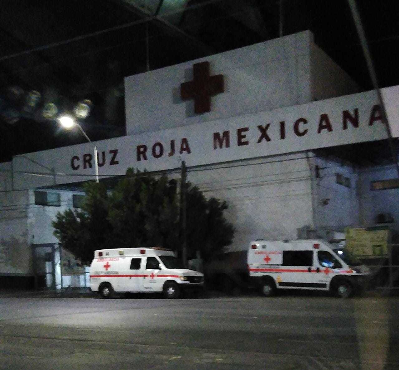 Los elementos de seguridad solicitaron el apoyo de los paramédicos de la Cruz Roja de la ciudad de Torreón.