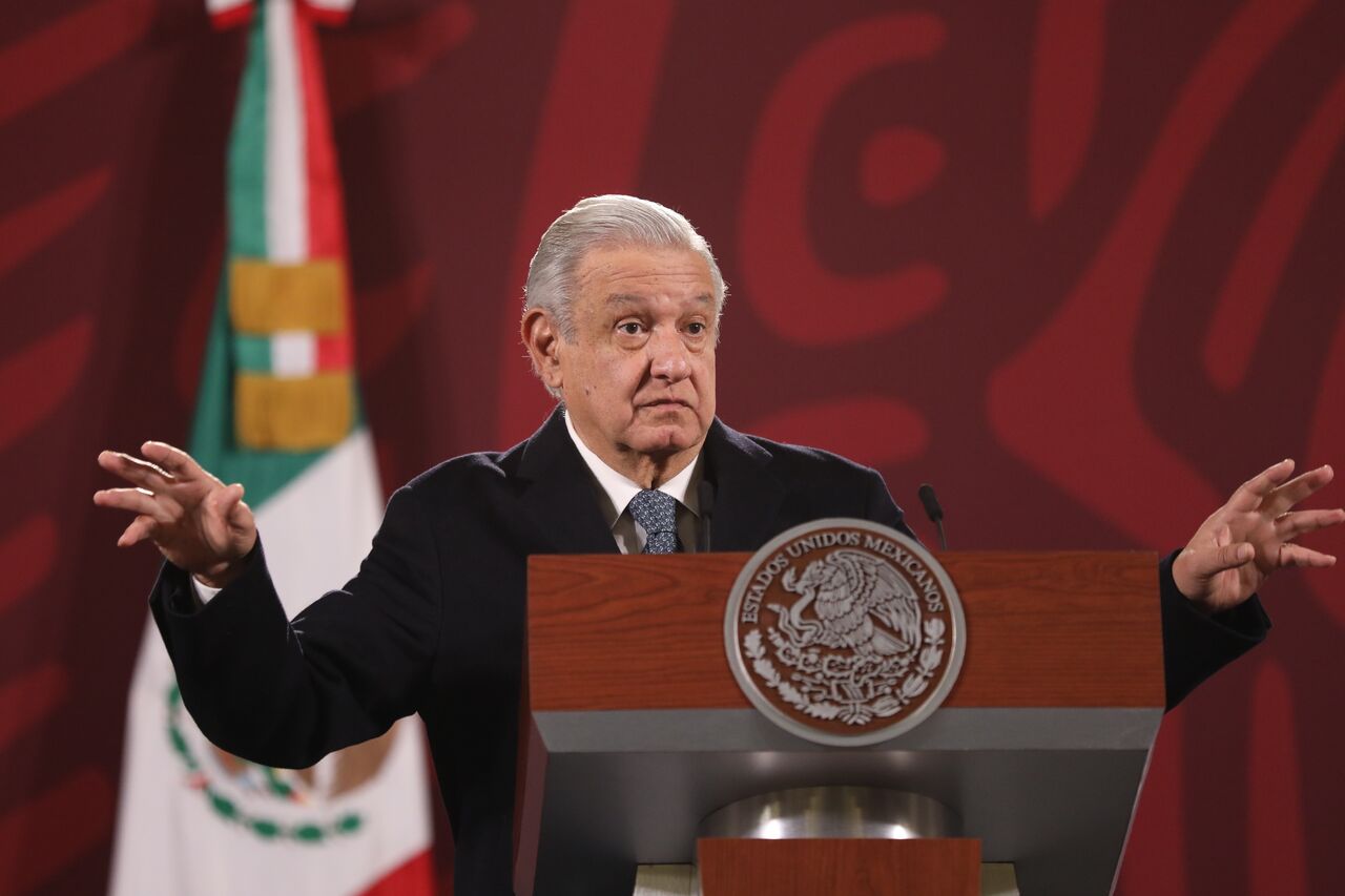 López Obrador dijo que 'a pesar de los pesares', aunque se pongan obstáculos, el Tren Maya se inaugurará en diciembre de 2023. (EFE)