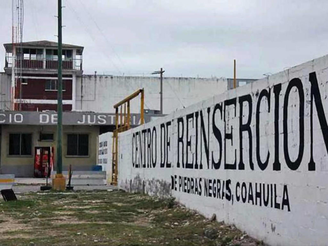 Destacan autoridades que se ha trabajado por mejorar condiciones del penal de Piedras Negras.