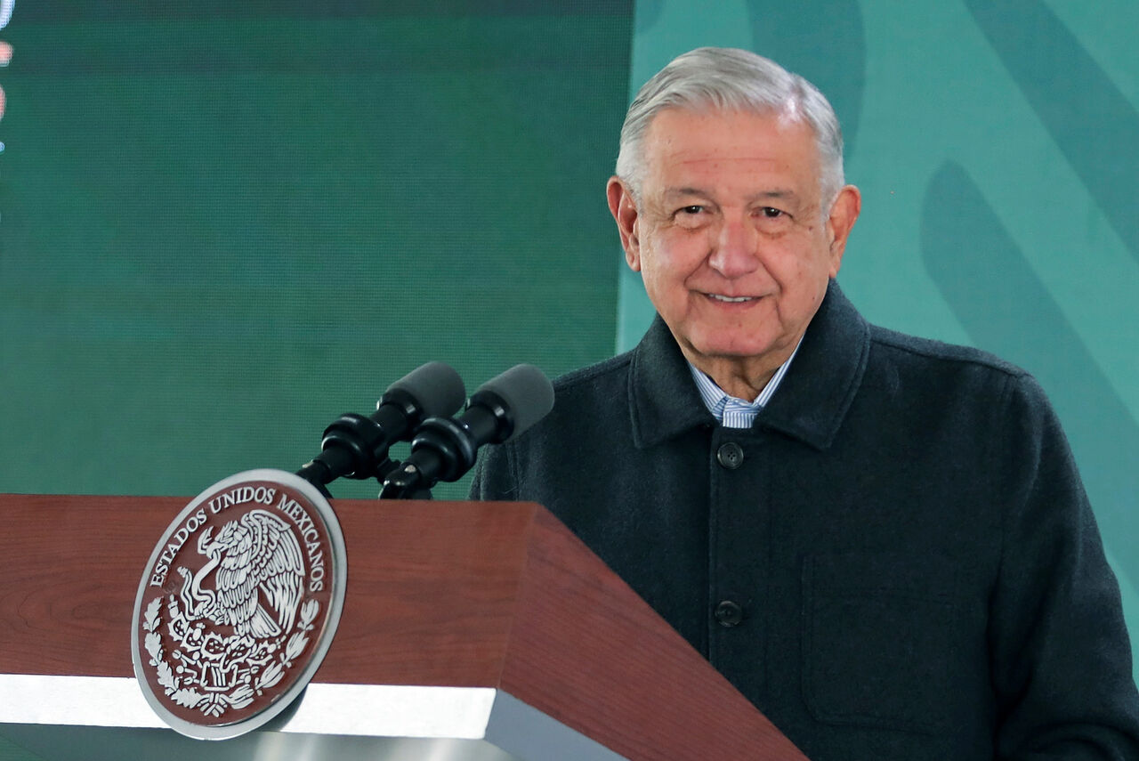 Denunciaron que al presidente 'le estorba que se exhiba la corrupción en su gobierno'. (EFE)