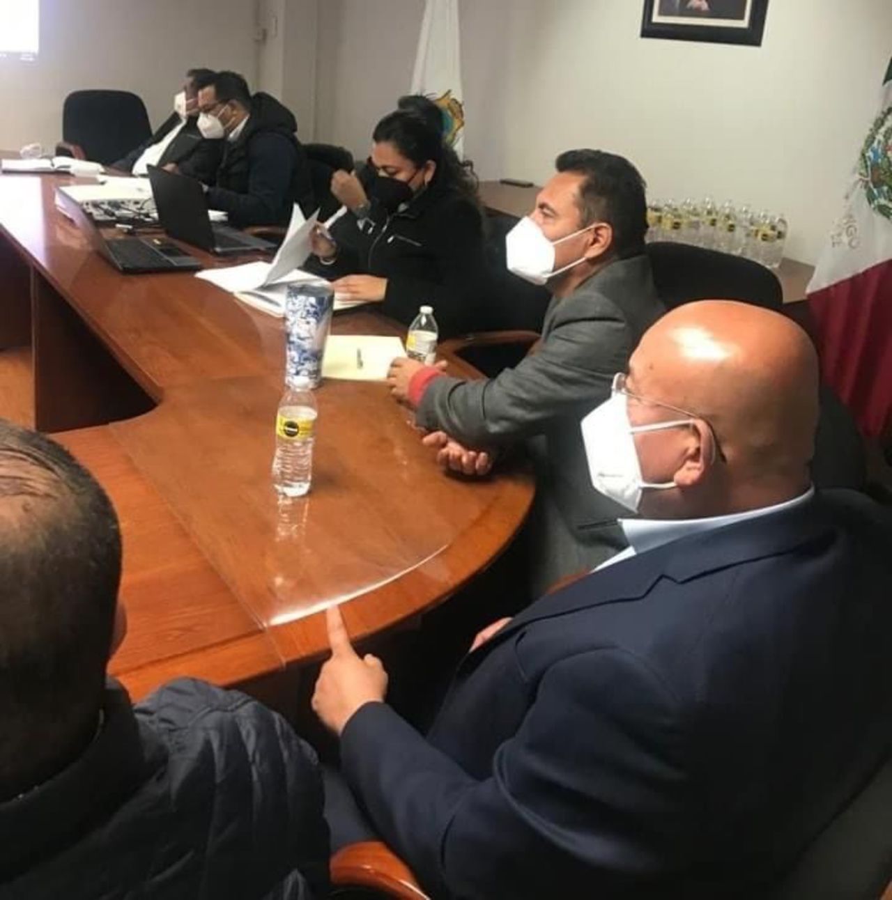 En Casa de Gobierno, se celebró un tercer encuentro con autoridades estatales y sindicales, para afinar los detalles de lo que será un nuevo decreto para la creación de la Universidad 18 de Marzo.