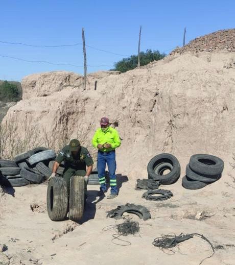 Dentro de los recorridos, personal de la Policía Ambiental se percató de la presencia de humo negro en puntos como la carretera antigua a Monclova y el bulevar Isidro López. (ARCHIVO)