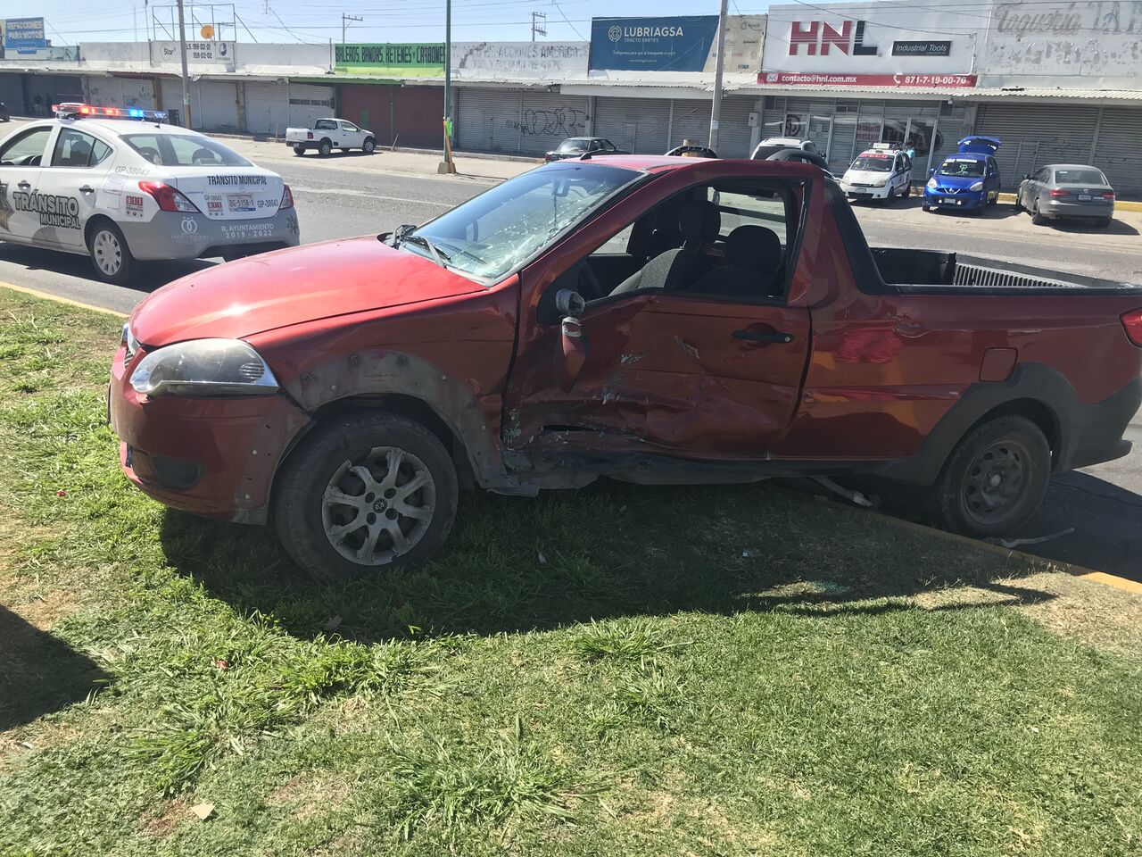 Choque Frente A Abastos De Gómez Palacio Deja Una Mujer Lesionada El Siglo De Torreón