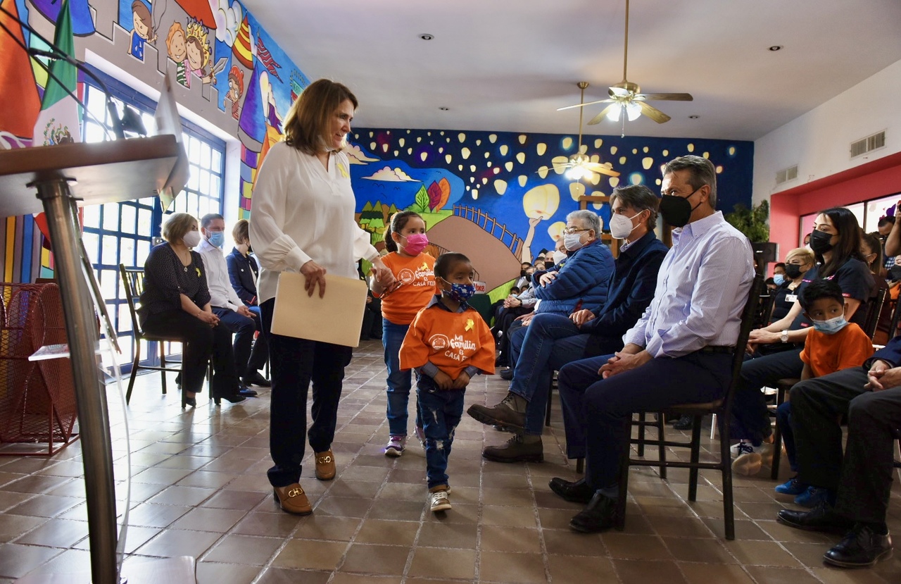 Bernal dijo que en Coahuila se han elevado en últimos años los diagnósticos de cáncer infantiles en etapas avanzadas, lo que complica a los médicos su labor de lucha contra la enfermedad. (EL SIGLO DE TORREÓN)