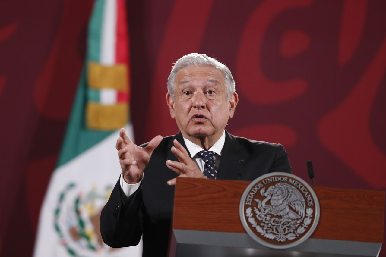 En Palacio Nacional, el presidente López Obrador señaló que su propuesta de pausar las relaciones con España no es un asunto con el pueblo de esa nación sino es un asunto con las empresas de la élite económica. (ARCHIVO)