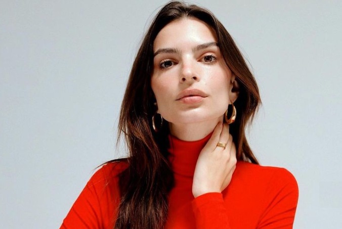(INSTAGRAM/@EMRATA) 