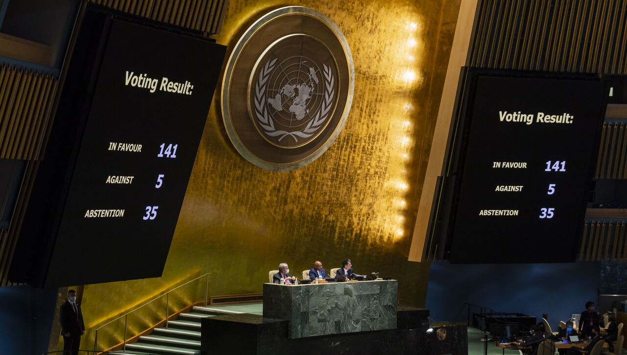 De los 193 miembros de la ONU, 140 votaron en la Asamblea a favor de esta resolución presentada como 'humanitaria'. (ARCHIVO)