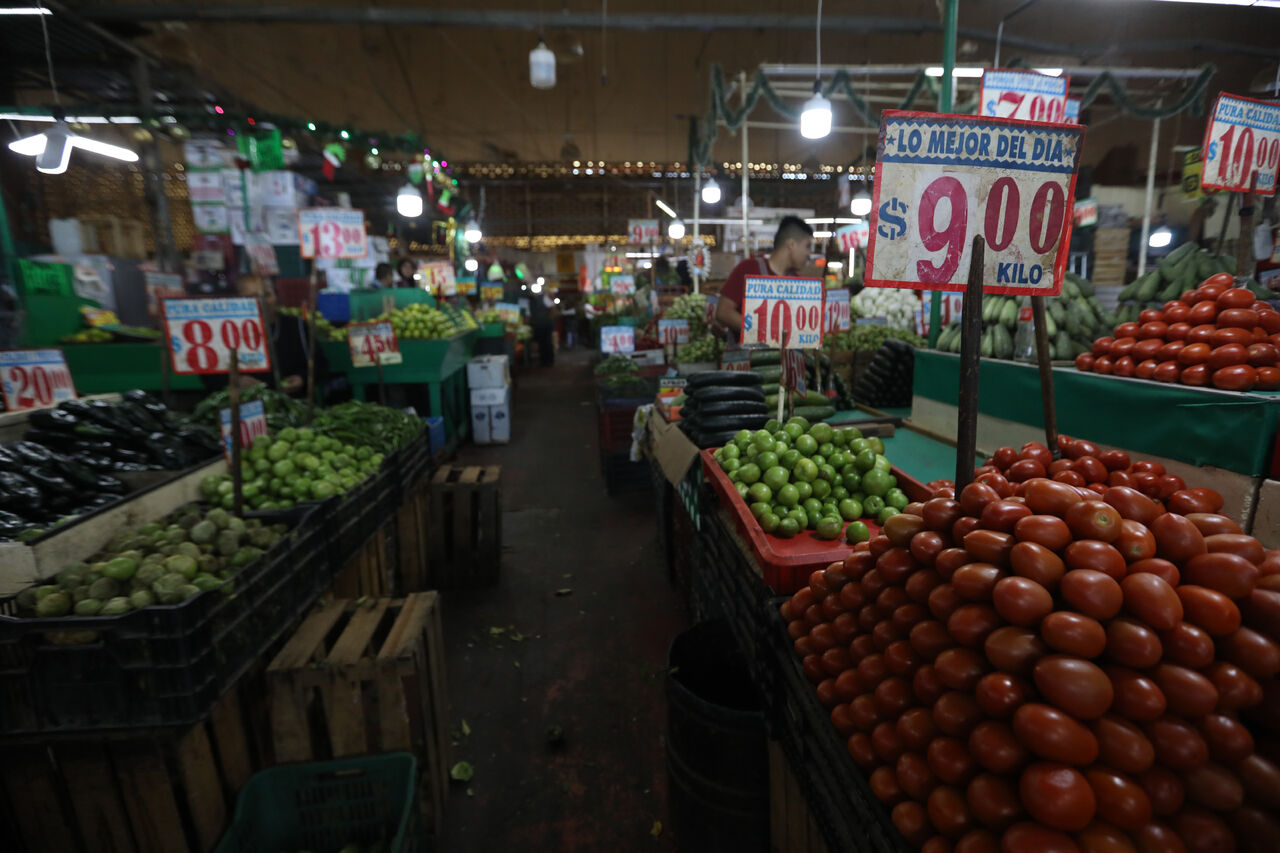 La estimación previa de inflación se ubicaba en 3.4%. (ARCHIVO)