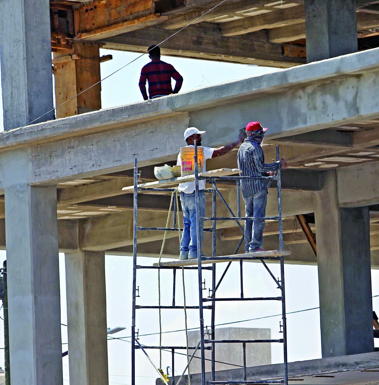 Cae producción en el sector de la construcción en La Laguna, informó la CMIC en la región. (ARCHIVO)