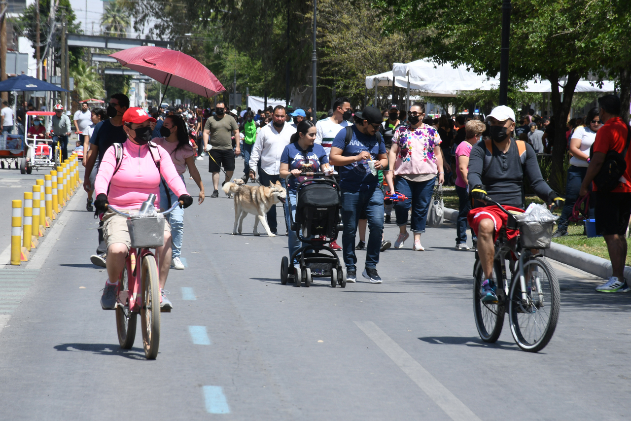 Esperan autoridades de Torreón una nueva marca de asistentes al Paseo Colón durante este domingo.