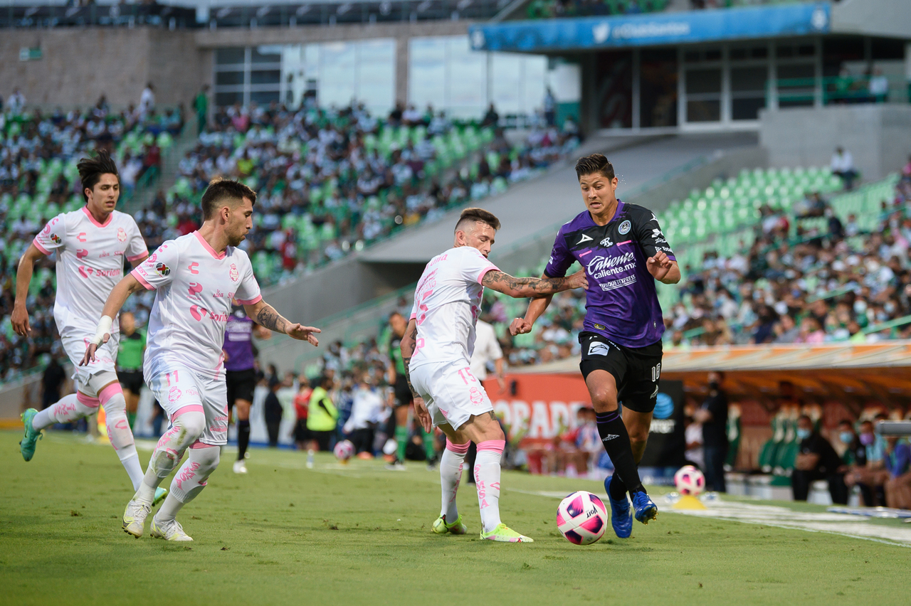 Los Guerreros están obligados a derrotar hoy al Mazatlán FC, equipo que no le ha marcado gol a Santos en tres enfrentamientos. (FOTO: ARCHIVO)