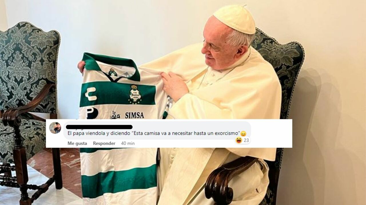 'Necesita un exorcismo', foto del Papa Francisco con jersey del Santos desata reacciones