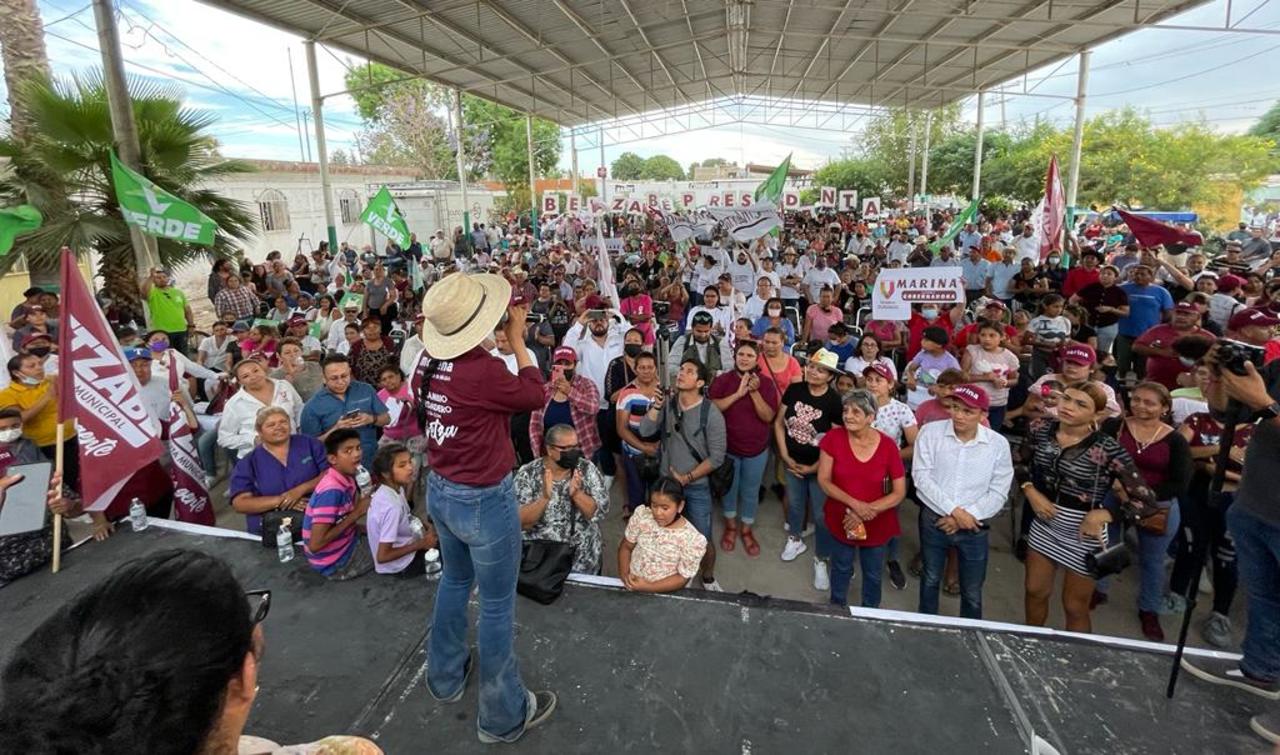 La candidata asegura que el campo se verá beneficiado con proyectos que detonen su economía. (CORTESÍA)