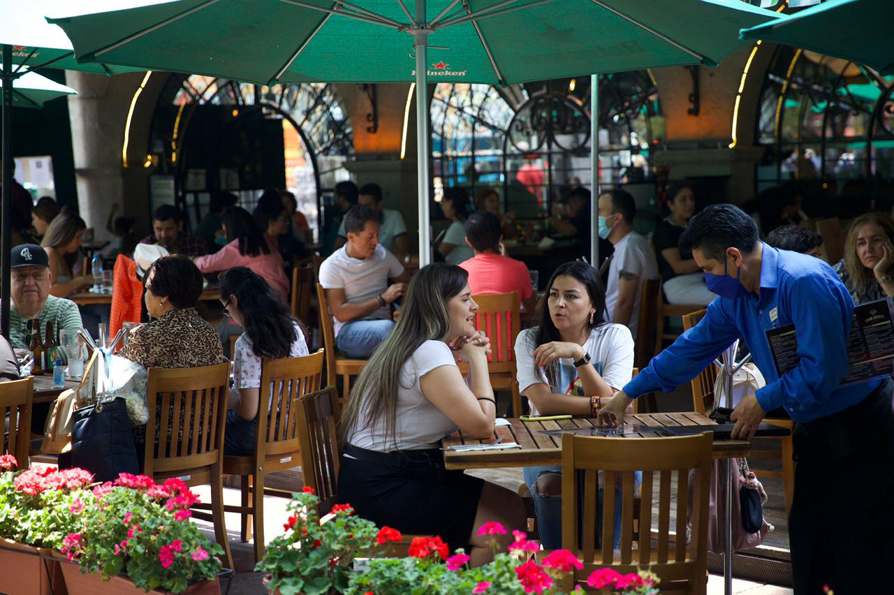 Mantienen los restaurantes expectativas muy altas por el Día de las Madres en la región.