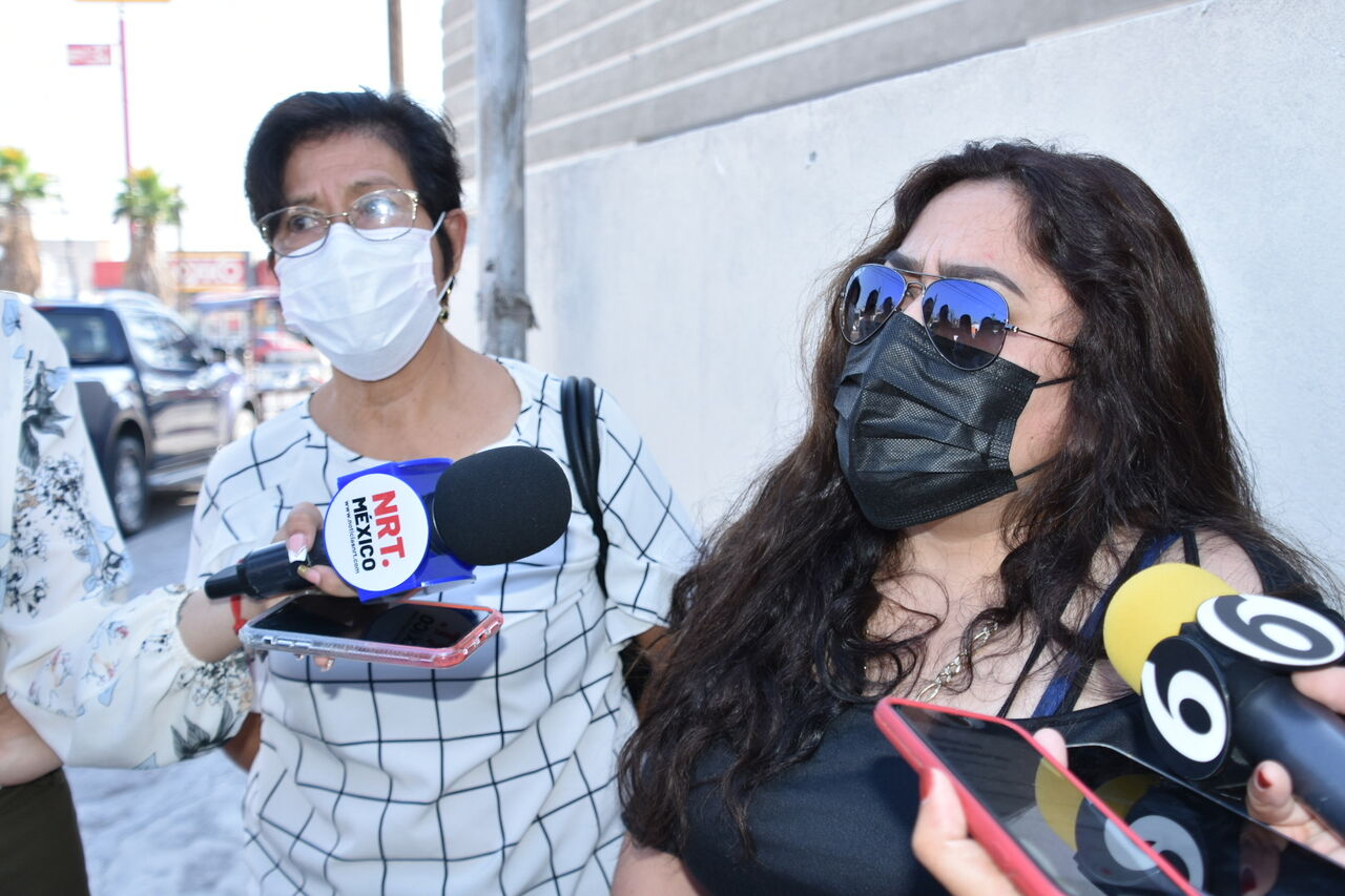 Juanita Olalde, asesora de la familia de la pequeña afectada, cuestionó el resultado de la sentencia. (Foto: SERGIO A. RODRÍGUEZ / EL SIGLO COAHUILA)