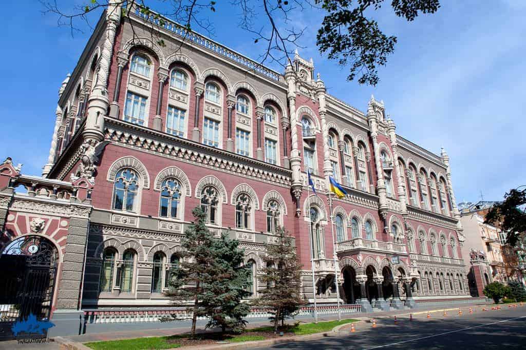 Shevchenko estudió en la Universidad Económica Estatal de Kharkiv en donde se formaban los economistas industriales en Ucrania. (ESPECIAL)