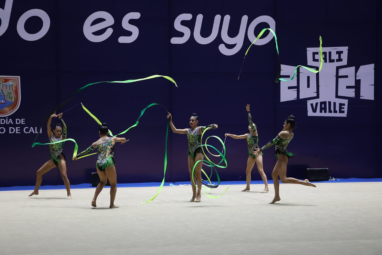 Conjunto de gimnasia rítmica renueva rutinas rumbo a Panamericano en Brasil