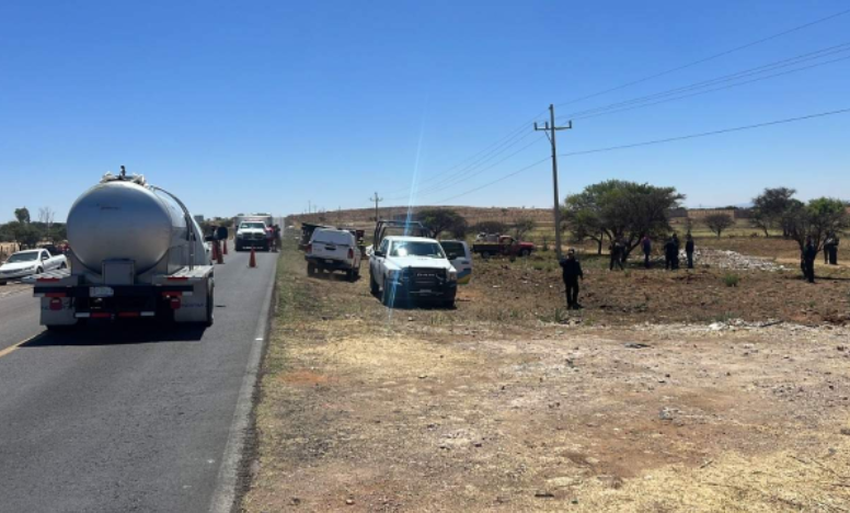 Identifican a víctimas de choque de taxi carretera libre Durango-Gómez Palacio, son 4 muertos