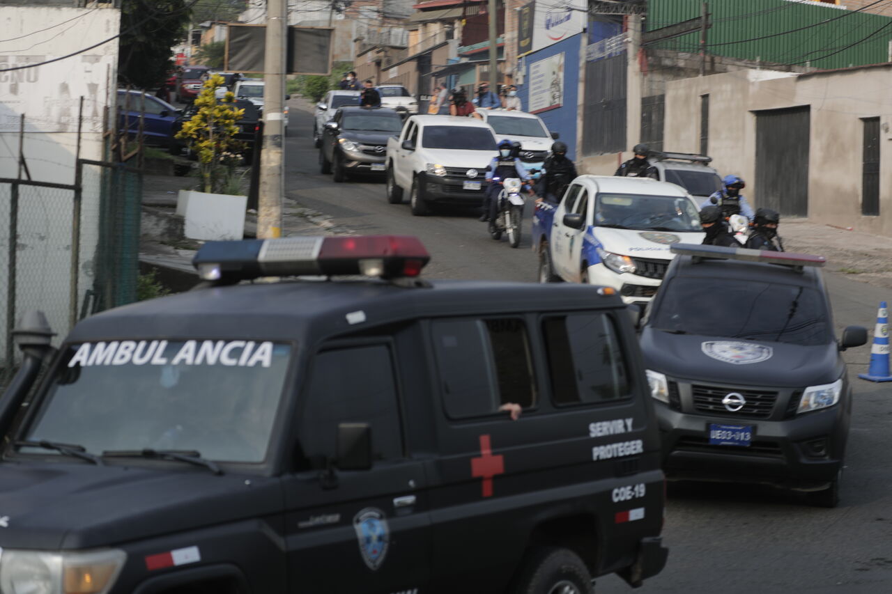 La violencia criminal que sufre Honduras deja un promedio de entre diez y trece muertos diarios, según fuentes oficiales. (ARCHIVO)