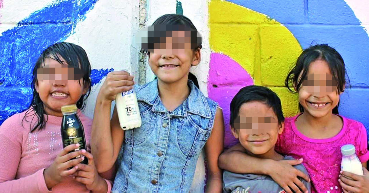 Grupo Lala conmemora Día de la Leche con compromiso de entregar un millón de vasos de leche. (CORTESÍA)