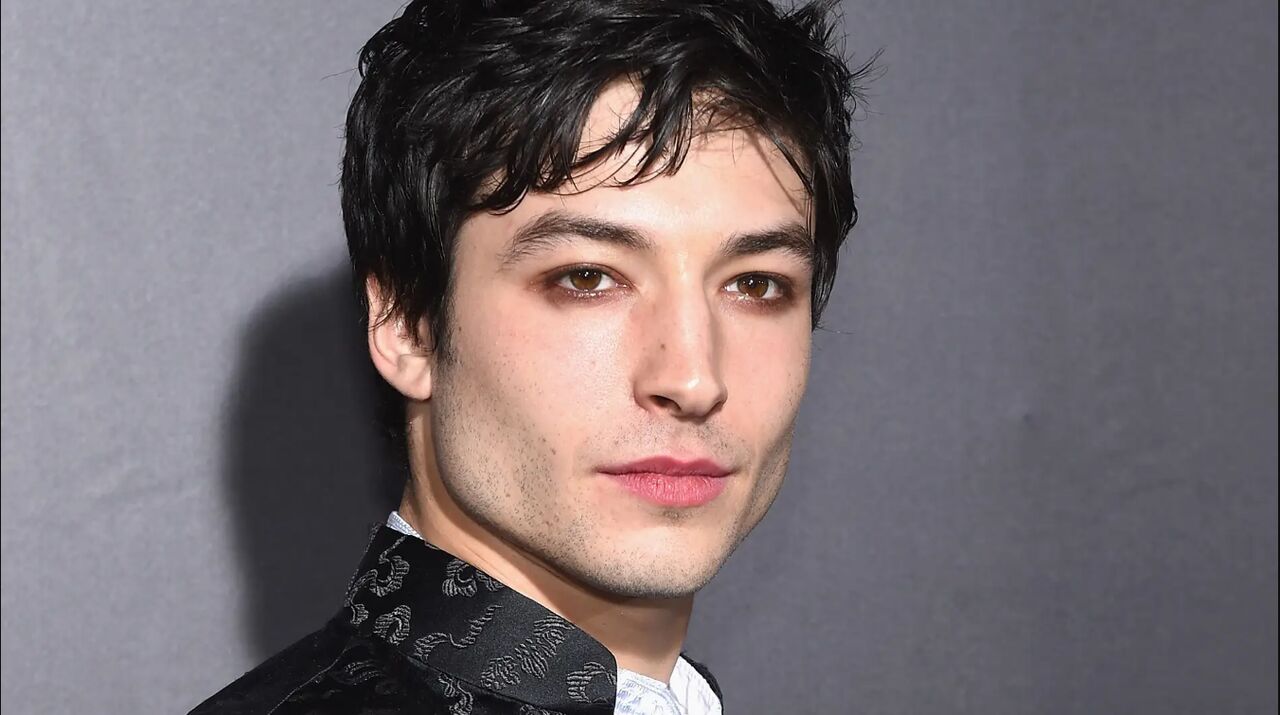 Ezra Miller de nuevo en problemas: lo acusan de drogar y manipular a una menor