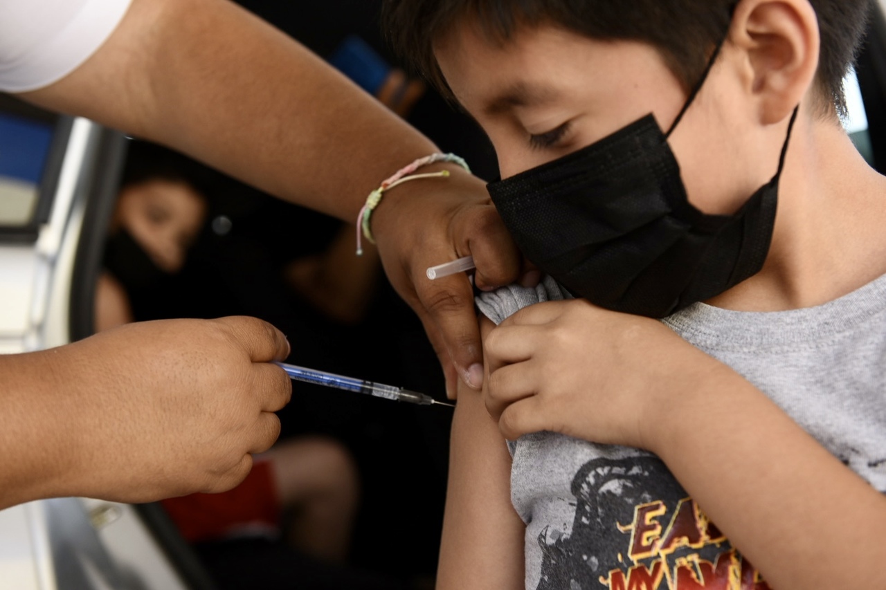 Hay un estimado en Durango de 250 mil niños y niñas de entre 5 y 11 años que esperan la vacuna. (EL SIGLO DE TORREÓN)