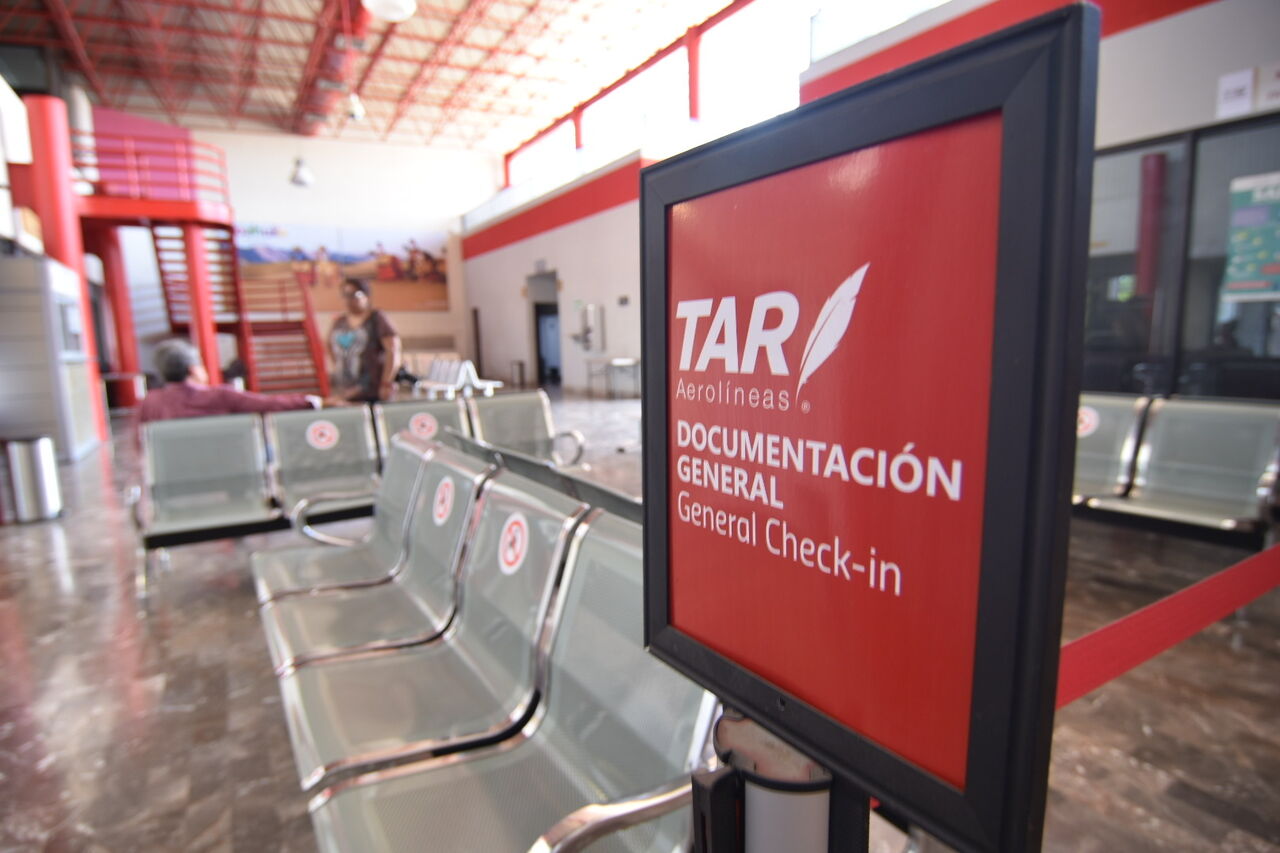 La aerolínea TAR aún no anuncia cuándo se reactivará. (Foto: SERGIO A. RODRÍGUEZ / EL SIGLO COAHUILA)