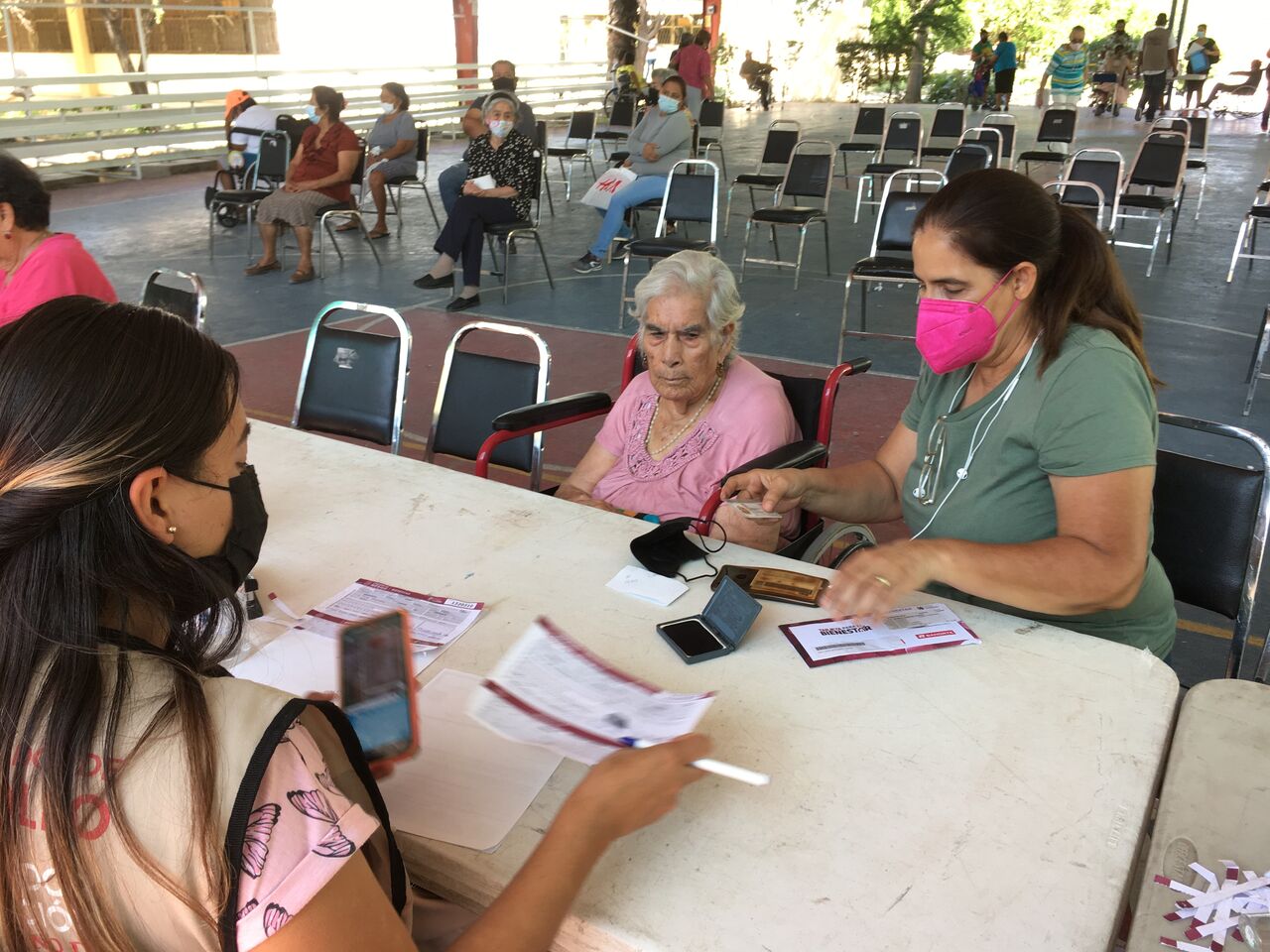 Anuncian calendario de pagos de pensión para adultos mayores y personas con discapacidad en Torreón