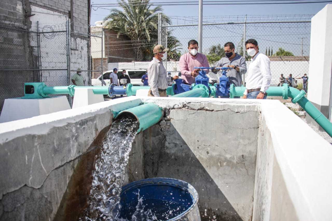Actualmente se llevan a cabo trabajos para mejorar la distribución de agua en sectores donde se han tenido problemas. (EL SIGLO DE TORREÓN)