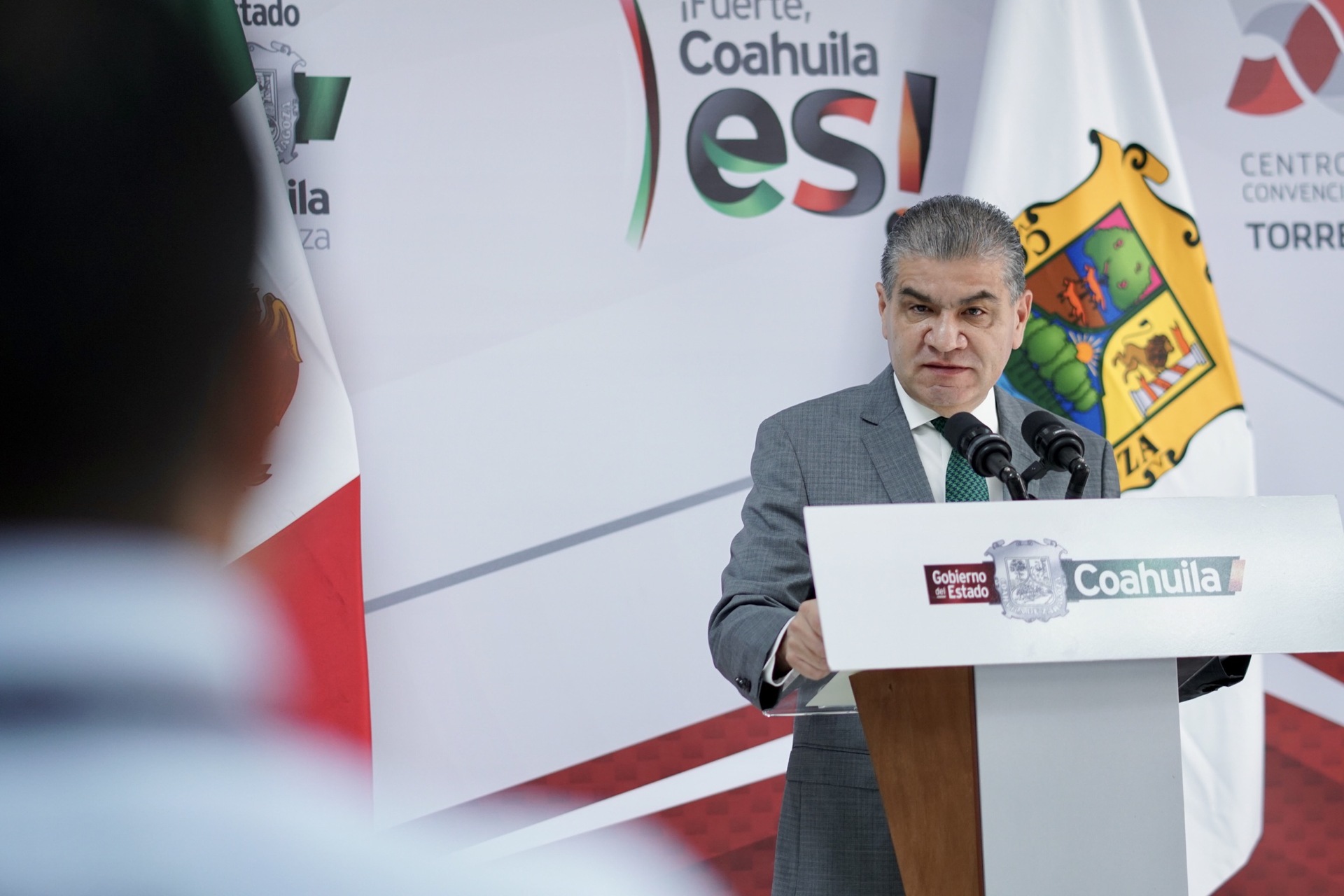 El gobernador de Coahuila recordó que dentro del tema migratorio existen diversas condiciones y formas de afrontar la problemática. (Foto: EDIE RUIZ / EL SIGLO DE TORREÓN)