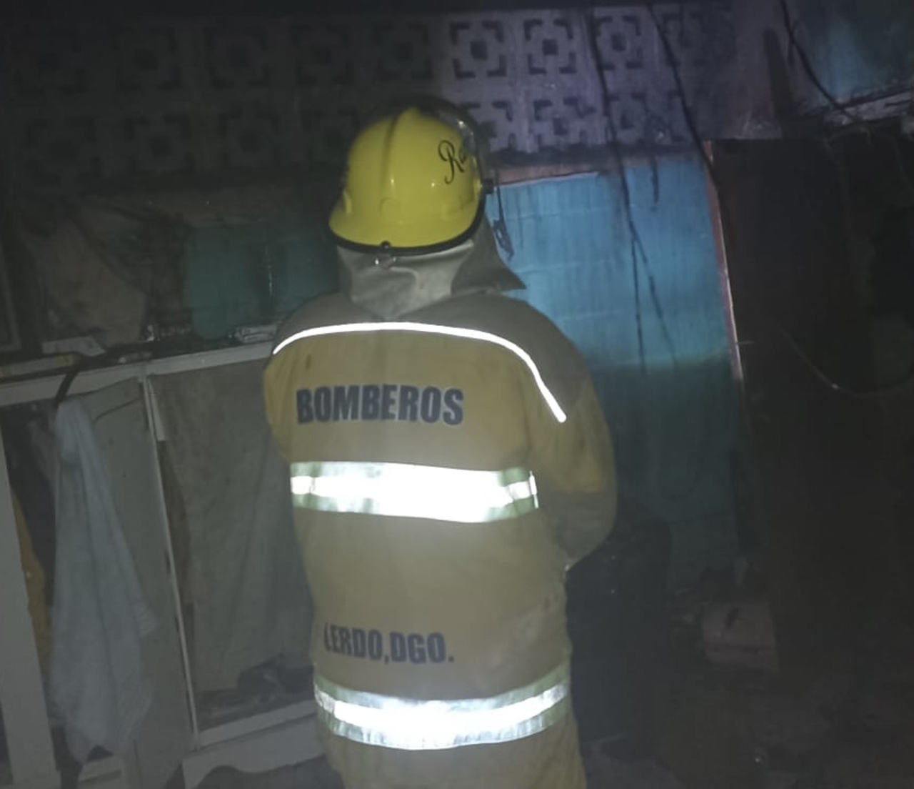 El personal del departamento de Bomberos se encargó de atender la emergencia, de cerrar la válvula y verificar el estado del cilindro.