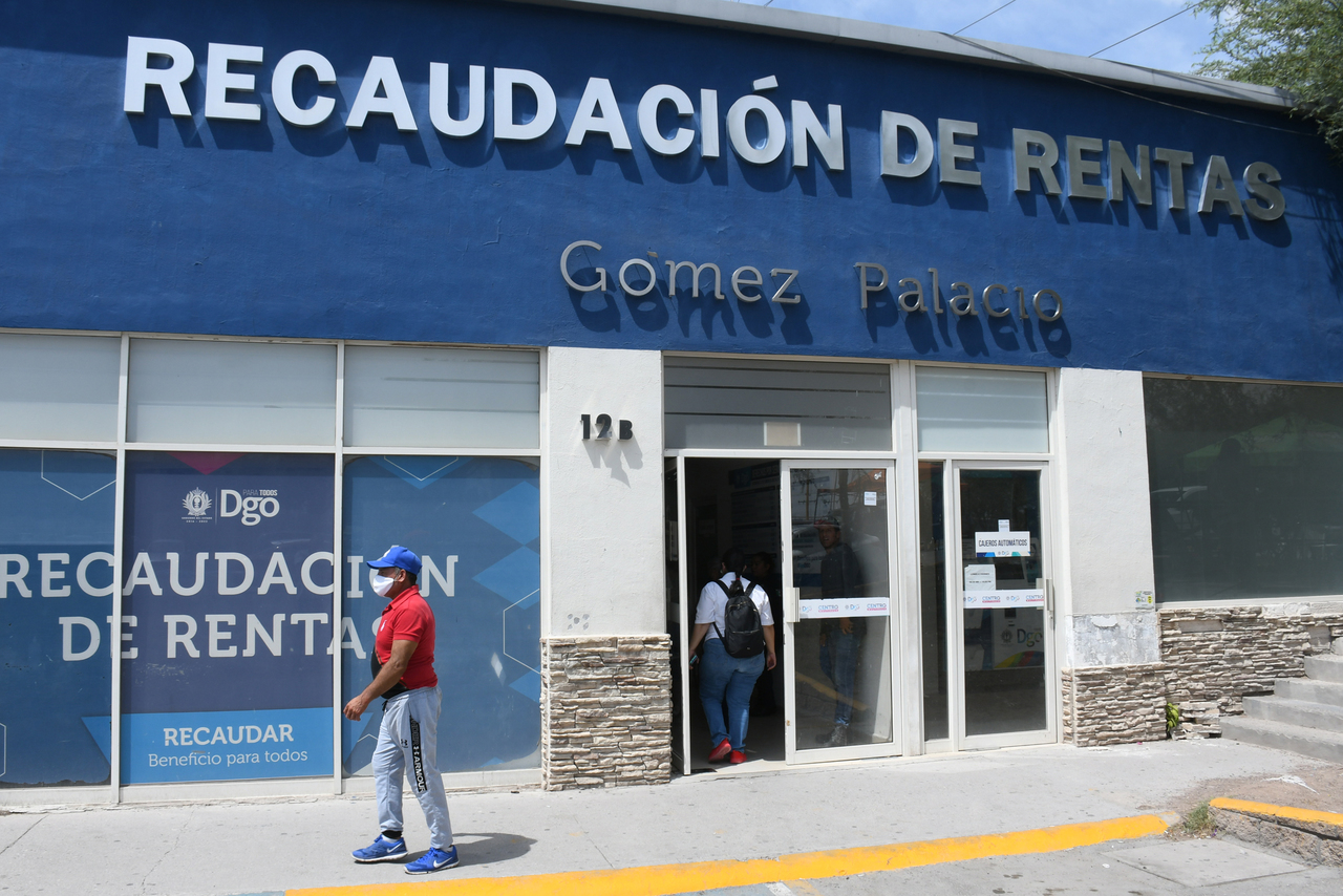Ciudadanos denuncian la presencia de 'coyotes' en Recaudación de Rentas; autoridades llaman a reportarlos.