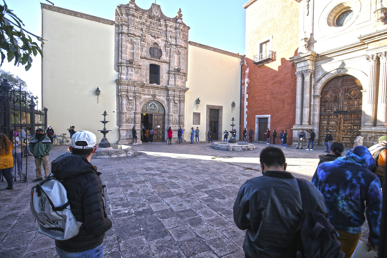 Ya sostuvieron reuniones entre la UJED y las autoridades del Estado y el martes se sabrá qué pasará con esa deuda. (EL SIGLO DE TORREÓN)