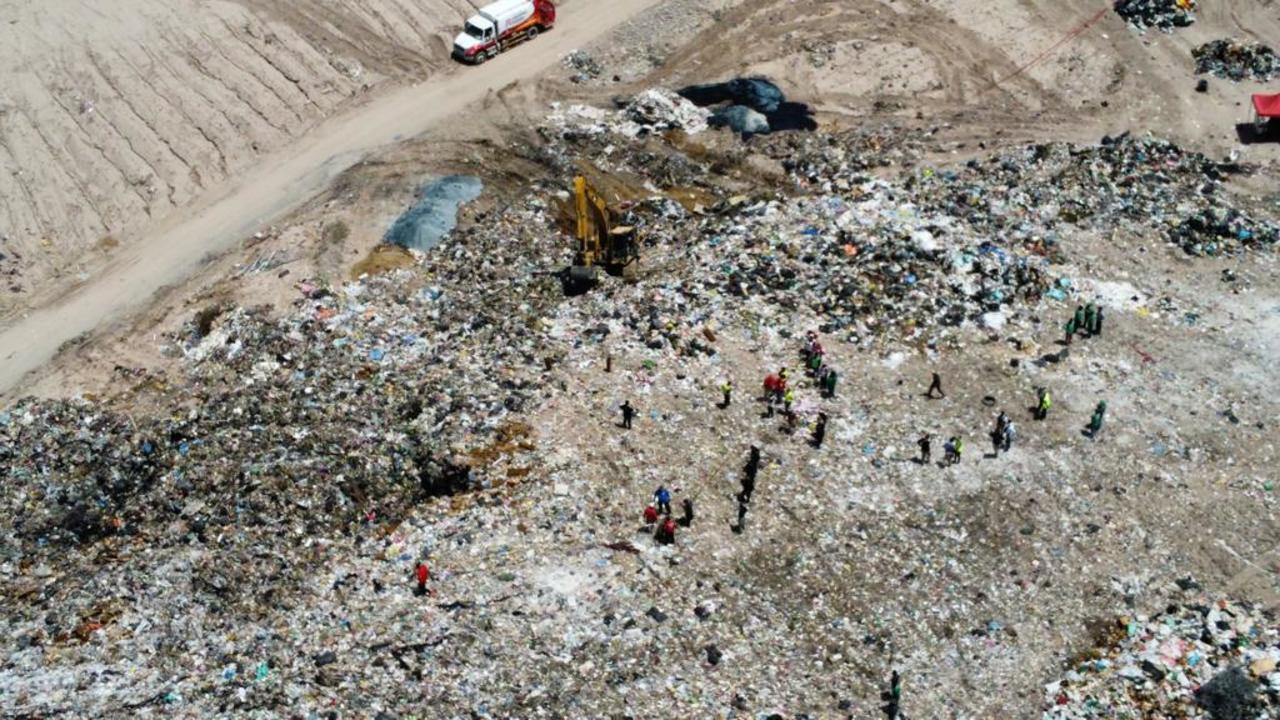 Sepultado en toneladas de basura, localizan sin vida a Matías, reportado como desaparecido en el relleno sanitario de Matamoros. (EL SIGLO DE TORREÓN)
