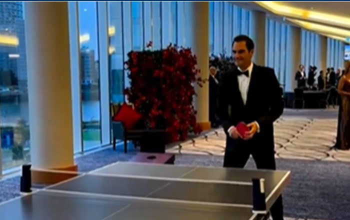 VIDEO: Ni jugando al Ping Pong Roger Federer pierde la elegancia