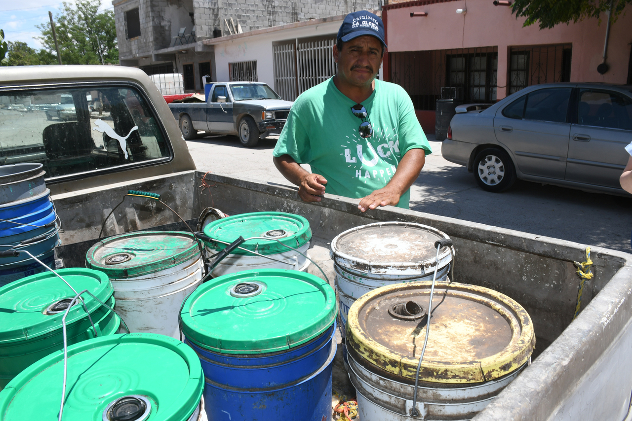 Durante los tres años de la pasada administración municipal de Gómez Palacio, alguien estuvo cobrando quizá varios millones de pesos por servicios no realizados a nombre del sampetrino Jesús.
