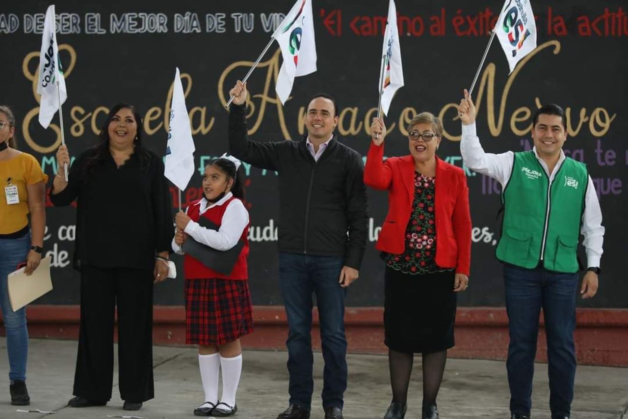 Inician los trabajos de impermeabilización y modernización del sistema eléctrico en la escuela primaria Amado Nervo de Saltillo.