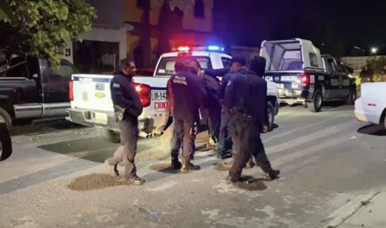 Un auto hizo caso omiso ante el alto que le marcaron, ocasionando que unidades policiacas de ambos municipios lo persiguieran.