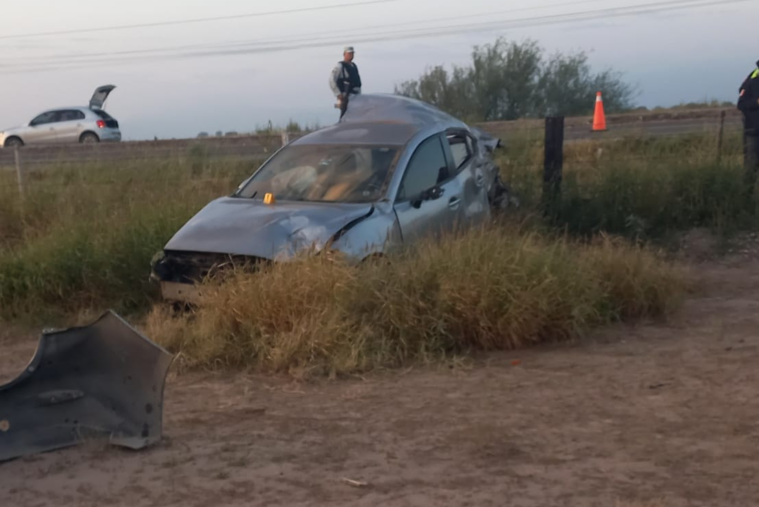 Elemento de la Guardia Nacional muere en volcadura en carretera Torreón- San Pedro