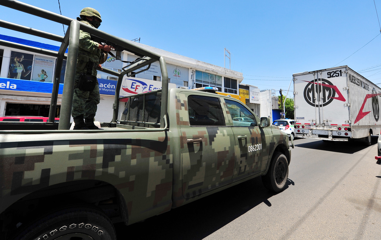 La presencia del Ejército contribuye a mejorar la seguridad. (EL SIGLO DE TORREÓN)