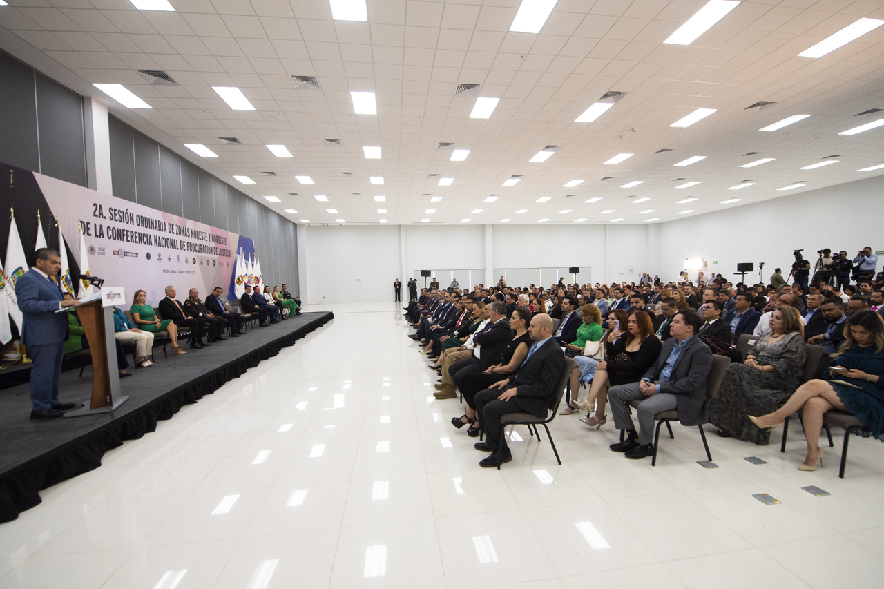 Se reunieron ayer en la ciudad de Torreón los 11 fiscales de estados en el noroeste y noreste del país. (ERICK SOTOMAYOR / EL SIGLO DE TORREÓN)