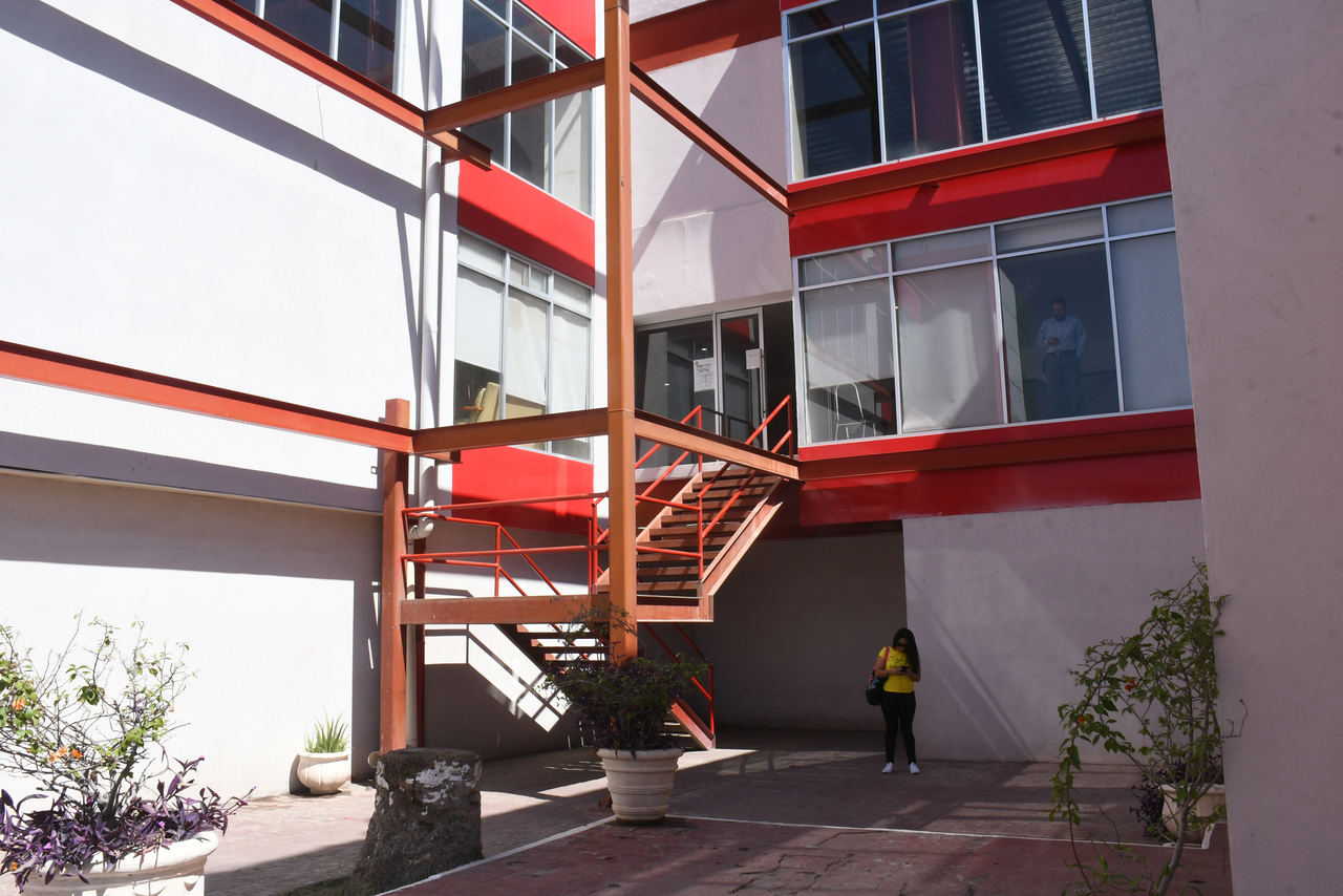 En Salud Municipal se realizan diferentes exámenes médicos a las mujeres y hombres prestadores del trabajo sexual comercial. (EL SIGLO DE TORREÓN)