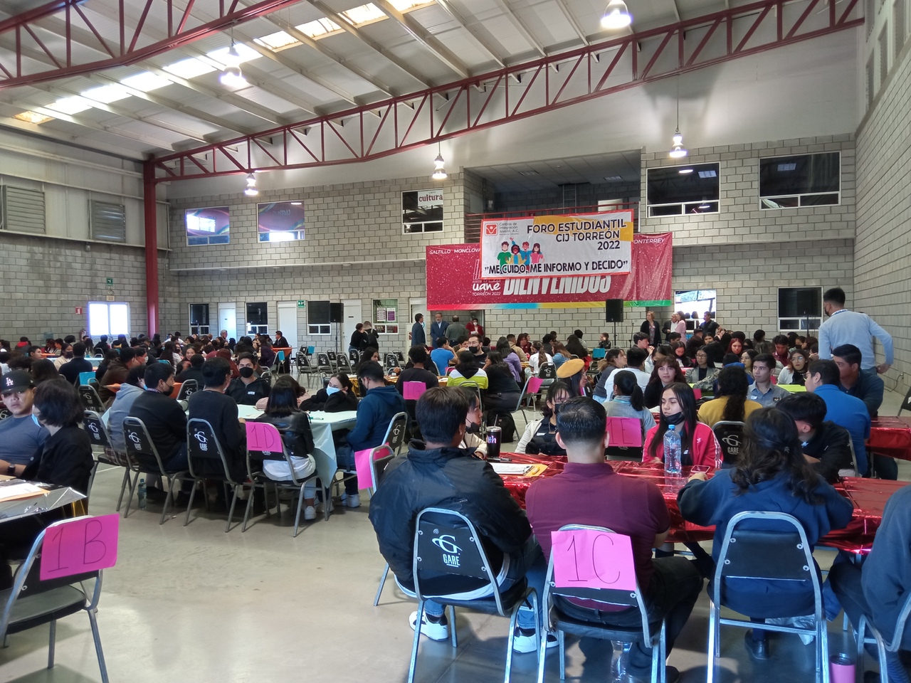 Con la participación de más de 300 estudientes, se llevó a cabo el foro que organizó el CIJ Torreón. (EL SIGLO DE TORREÓN)