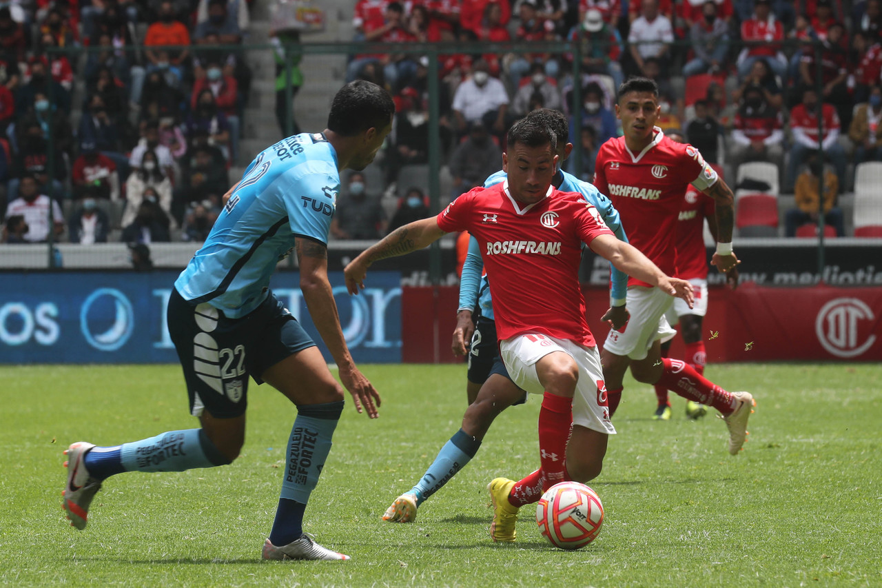 Diablos Rojos y Tuzos chocarán hoy en la cancha del Nemesio Diez buscando sacar ventaja en la gran final del Apertura 2022.