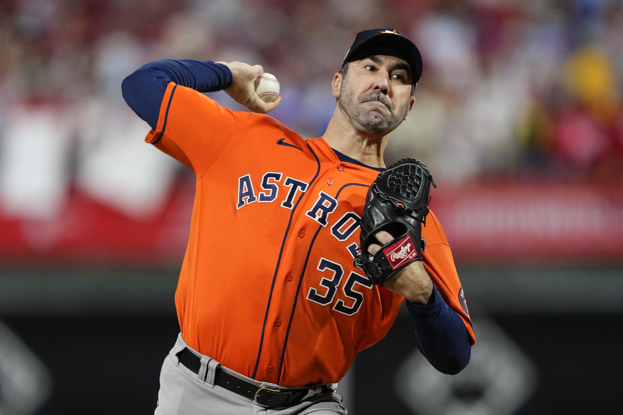 El futuro miembro del Salón de la Fama, Justin Verlander, hizo suficiente para acreditarse su primera victoria de por vida en Serie Mundial y colocar a los Astros de Houston muy cerca de la obtención de su segundo título en el beisbol de las Grandes Ligas. (AP)