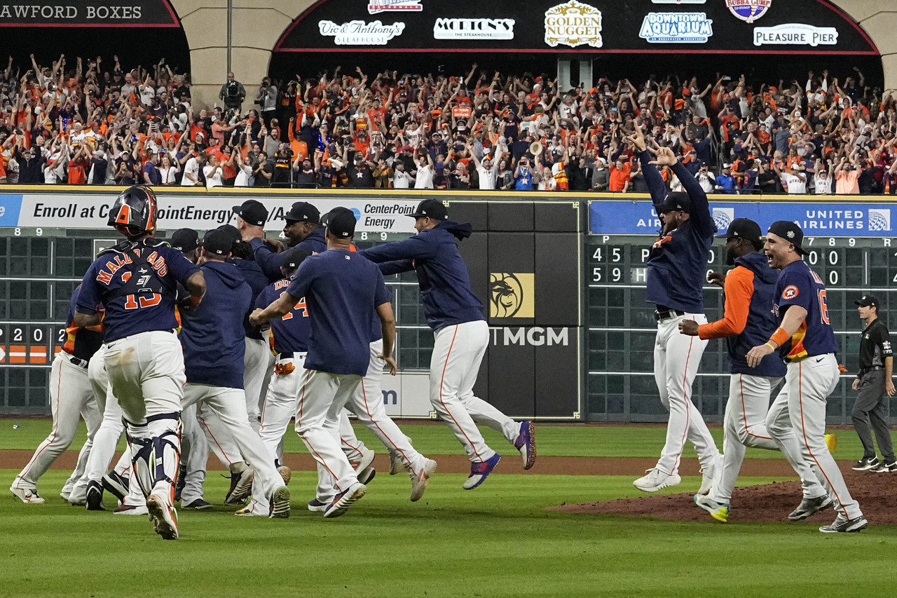 Los Astros de Houston ganan su segundo título de Serie Mundial