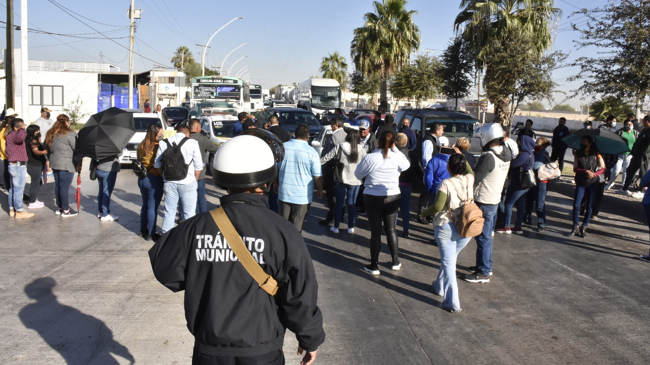 En pasado bloqueo de los maestros, el momento de mayor tensión se dio cuando un grupo de conductores mostraron su inconformidad.