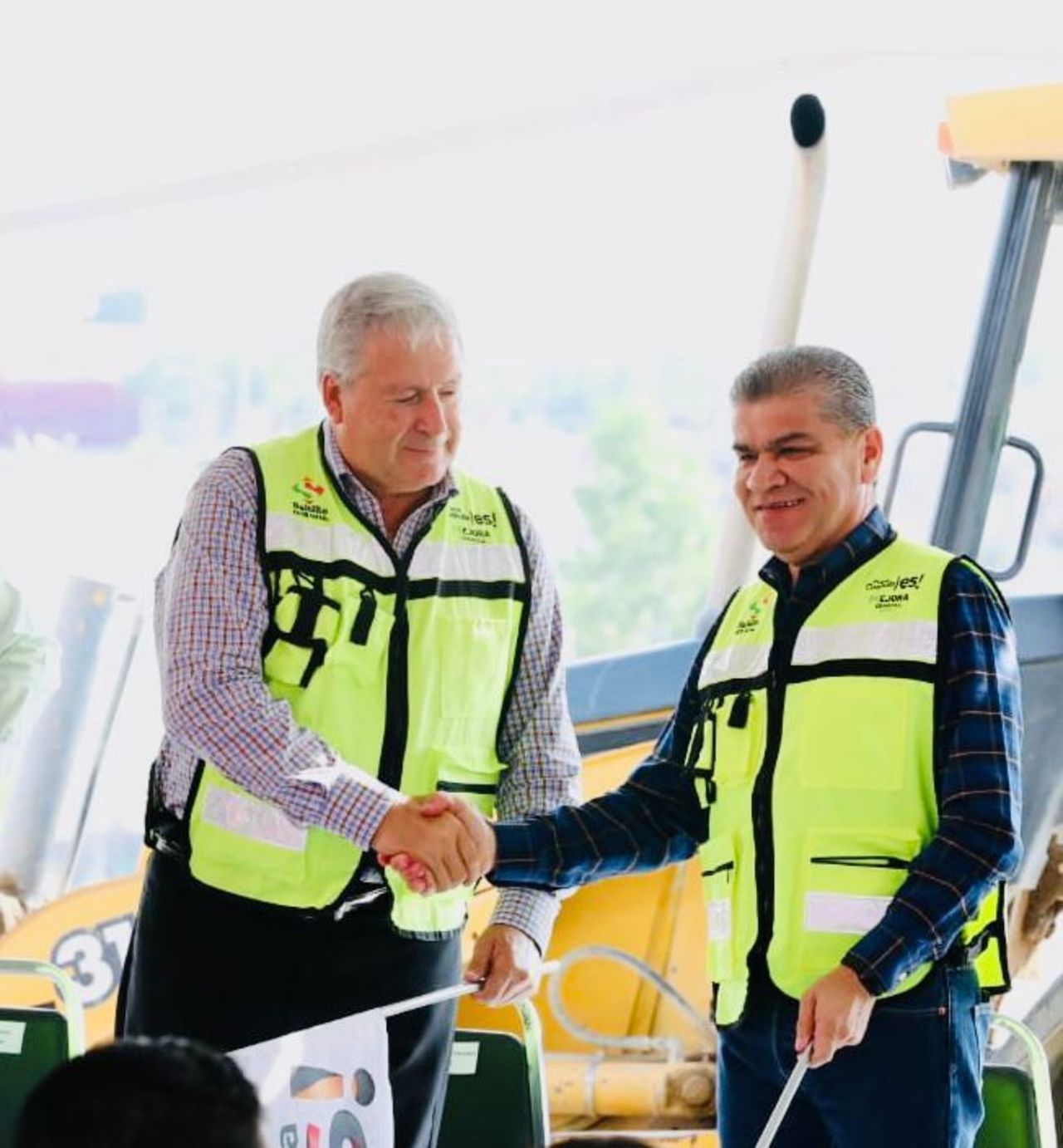 Fraustro Siller recordó que en el maratón de obras se invierten 150 millones de pesos en obras los sectores urbanos y rurales de Saltillo.