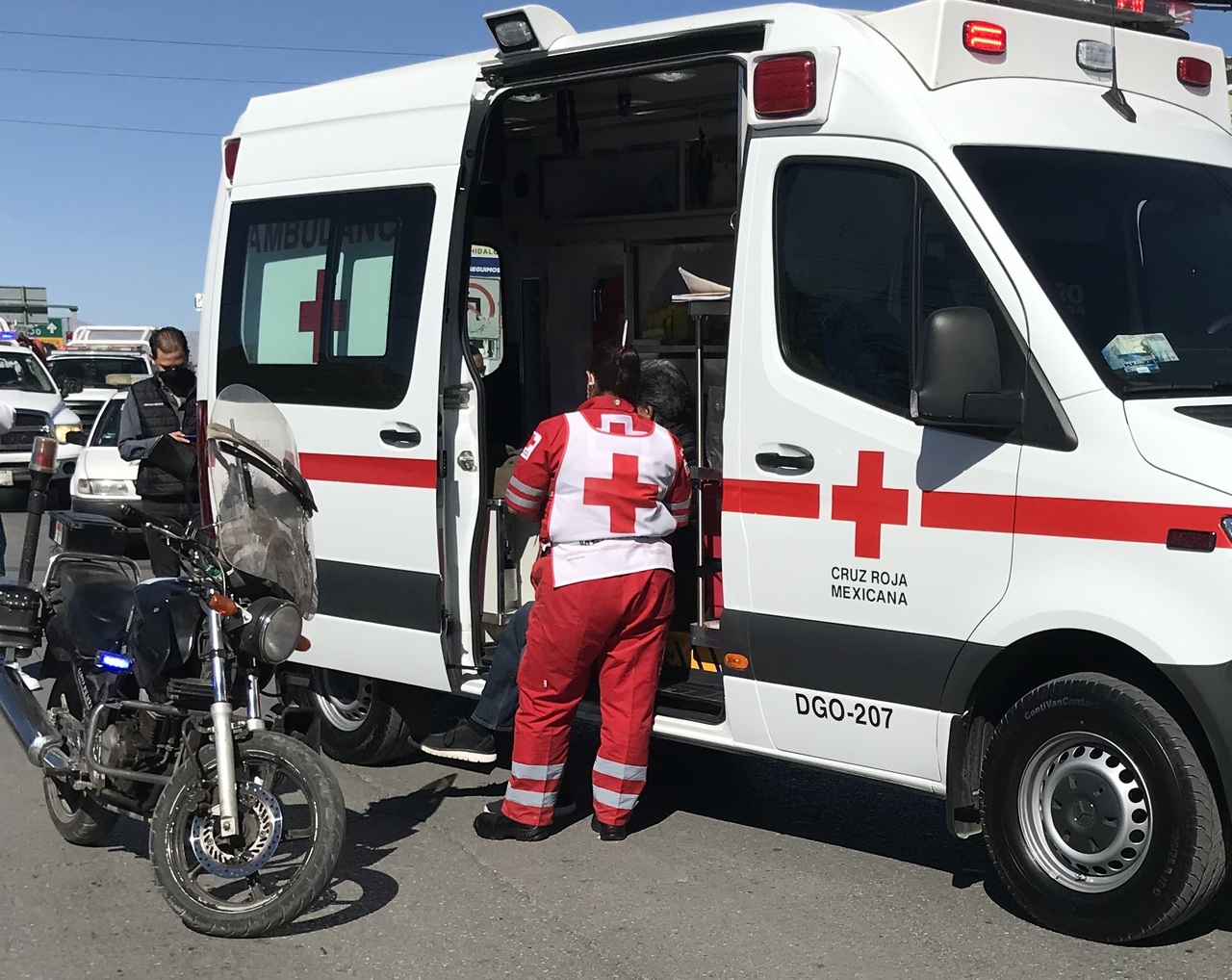 Dos limpiaparabrisas se liaron a golpes presuntamente por una propina.